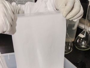 Filtro flessibile di nanoparticelle di biossido di titanio